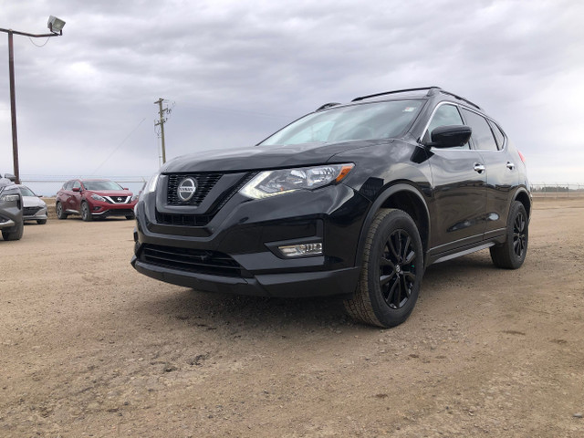 2018 Nissan Rogue MIDNIGHT EDITION in Cars & Trucks in Lloydminster - Image 2