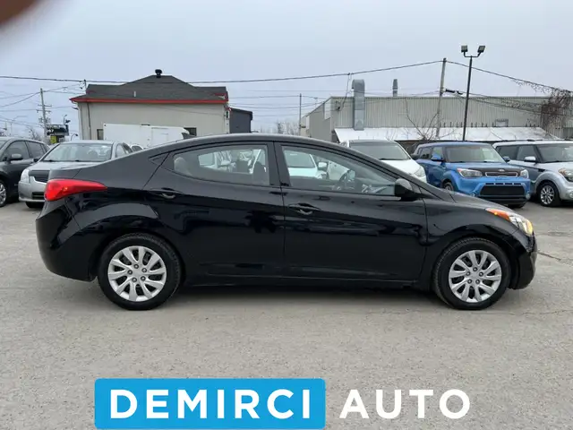 2013 Hyundai Elantra **SAAQ CERTIFIEE**GL**SIEGES CHAUFFANTS**BL in Cars & Trucks in Laval / North Shore - Image 8