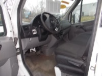 2016 Mercedes Benz Sprinter 3500 Diesel Auto, pw, pl, air, 168,000km Comes with 12ft cube box with s... (image 8)