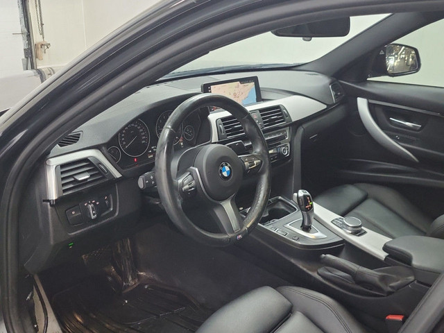 2018 BMW 3 Series 330i | xDrive | M-Package | Low KMs! in Cars & Trucks in Mississauga / Peel Region - Image 4
