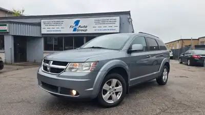 NO ACCIDENTS, LOW KM !!! 7 pass., loaded, cold a/c, rear air/heat, Bluetooth, Axillary, 6 MP3 in das...