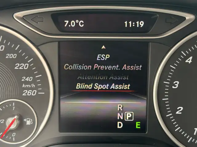 2015 Mercedes-Benz B-Class 4dr HB B 250 Sports Tourer 4MATIC in Cars & Trucks in City of Toronto - Image 19
