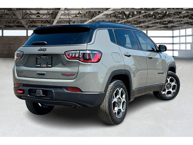 2022 Jeep Compass Trailhawk | Panoroof | Alpine | Tow Pkg | 4X4 in Cars & Trucks in Mississauga / Peel Region - Image 2