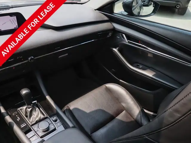 2020 Mazda Mazda3 GT Auto i-ACTIV AWD in Cars & Trucks in Hamilton - Image 16