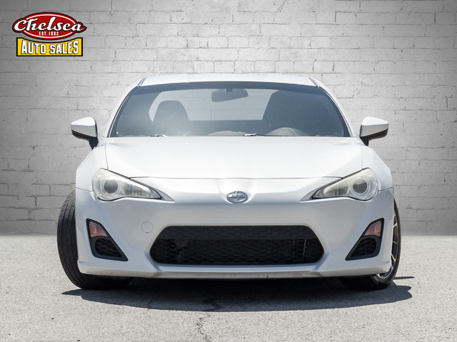 2013 Scion FR-S in Cars & Trucks in London - Image 2