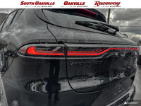 AWD, ALCANTARA FRONT HEATED BUCKET SEATS, R/T BLACKTOP & TRACK PACKAGE BUNDLE, PARKVIEW REAR BACKUP... (image 7)