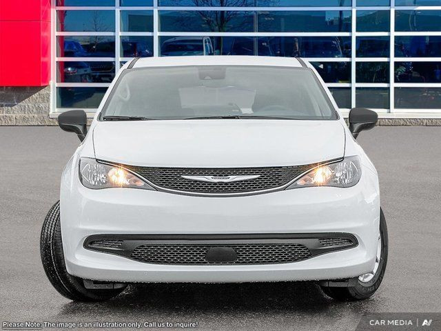 2024 Chrysler Grand Caravan SXT | Navigation | Apple CarPlay in Cars & Trucks in Guelph - Image 2
