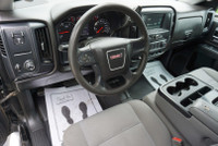 SAFETY INCLUDED FREE ACCIDENT Very Clean GMC Sierra 2500HD Duramax Crew 4x4 6.6L V8 Diesel with Auto... (image 8)