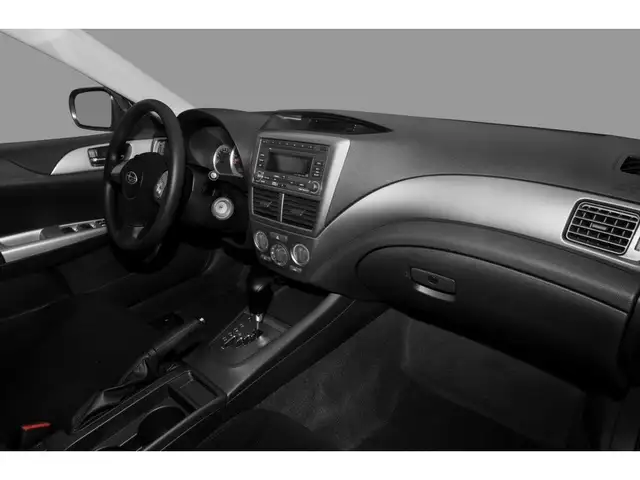 2009 Subaru Impreza 5dr HB Auto 2.5i w/Sport Pkg in Cars & Trucks in Oakville / Halton Region - Image 4