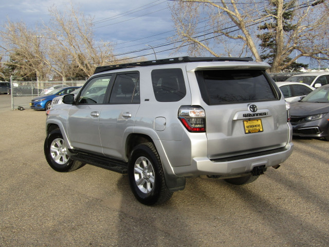 2020 Toyota 4Runner SR5 PREMIUM-LEATHER-SUNROOF-7 PASSENGER in Cars & Trucks in Calgary - Image 4