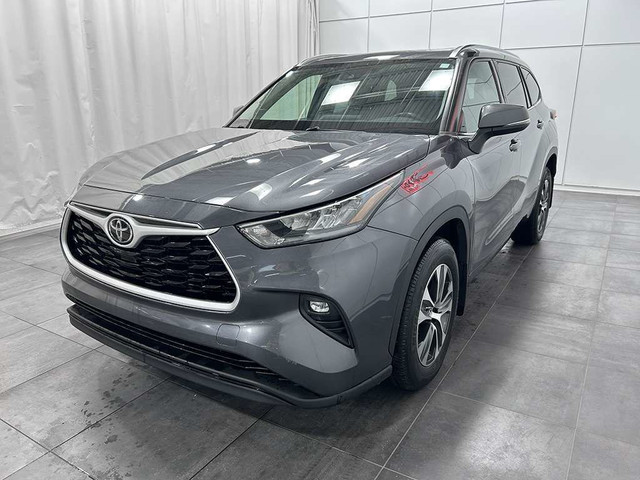 2020 Toyota Highlander XLE AWD - TOIT OUVRANT - INT. CUIR - MAGS dans Autos et camions  à Ville de Québec - Image 3