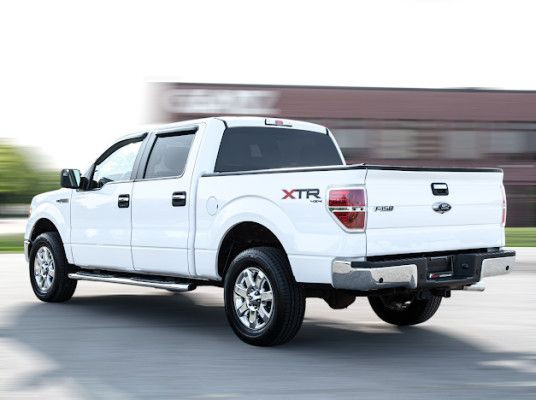 2014 Ford F-150 5.0L|XLT PKG|4x4| SUPER CREW |BACK UP|VERY CLEAN in Cars & Trucks in City of Toronto - Image 4