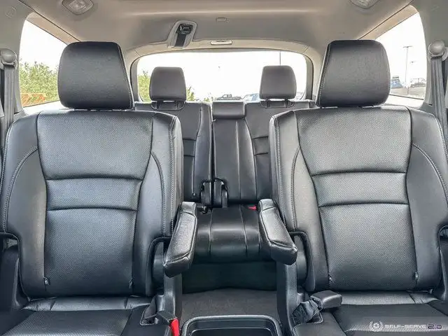 2020 Honda Pilot Touring 7-Passenger | HEATED & COOLED SEATS in Cars & Trucks in Strathcona County - Image 15