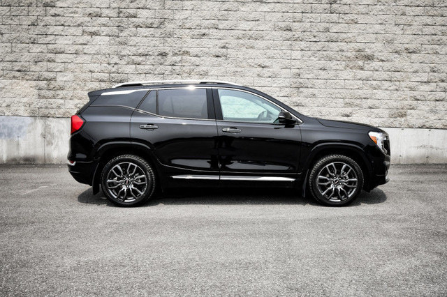 2023 GMC Terrain Denali • SUNROOF • HUD • BOSE AUDIO • COOLED LE in Cars & Trucks in Cornwall - Image 2