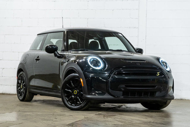 2023 MINI 3 Door Cooper SE Électrique | Classic Line | Piano in Cars & Trucks in City of Montréal