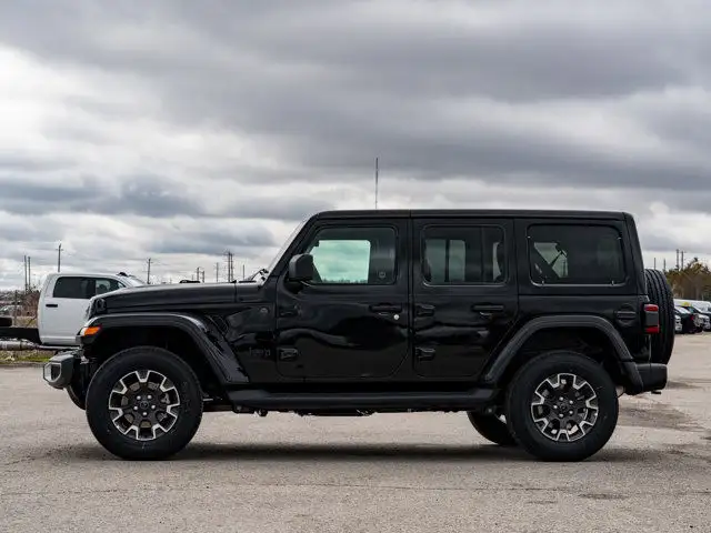 2025 Jeep Wrangler Sahara in Cars & Trucks in Barrie - Image 5