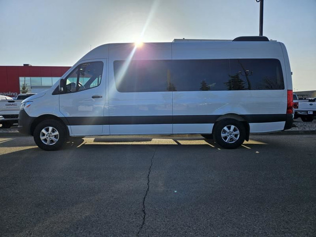 2023 Mercedes-Benz Sprinter Passenger Van 2500 High Roof I4 Gas  in Cars & Trucks in St. Albert - Image 2