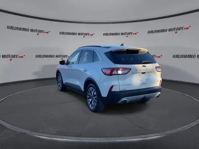 2021 Ford Escape Titanium in Cars & Trucks in Hamilton - Image 7
