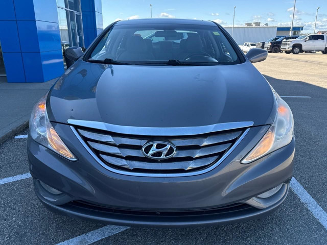2011 Hyundai Sonata GLS in Cars & Trucks in St. Albert - Image 2