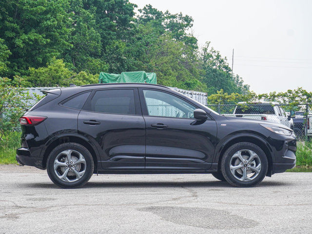 2023 Ford Escape ST-Line- Heated Seats / Steering - AWD in Cars & Trucks in Barrie - Image 2