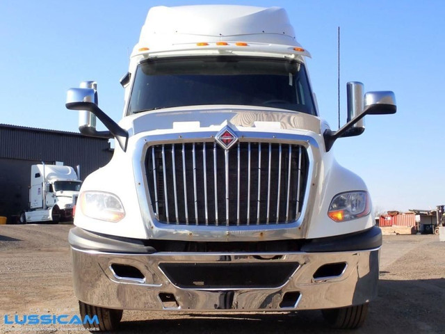 2018 International LT625 in Heavy Trucks in Longueuil / South Shore - Image 3