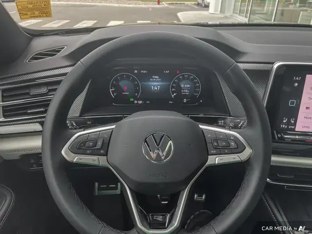 2025 Volkswagen Atlas Cross Sport Execline in Cars & Trucks in Medicine Hat - Image 15