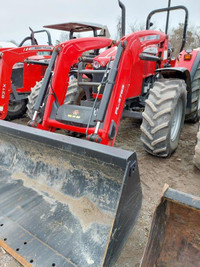 Massey Ferguson 5711 Global Tractor with Loader