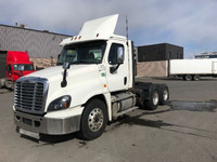 2017 Freightliner X12564ST