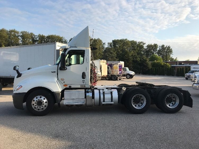2019 International LT625 dans Camions lourds  à Delta/Surrey/Langley - Image 4