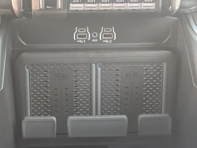 2025 RAM 3500 Big Horn 4x4 Crew Cab 6'4 in Cars & Trucks in Medicine Hat - Image 18
