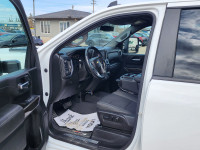DURAMAX|H/CLOTH|R/START|R/CAMERA|DUMP BOX The Silverado 3500 HD Chassis Cab is a strong and capable... (image 7)