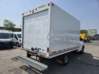 BALANCE OF GM FACTORY WARRANTY - LIKE NEW INSIDE & OUT - 2023 GMC Savana G3500 14Ft Box SINGLE REAR... (image 5)