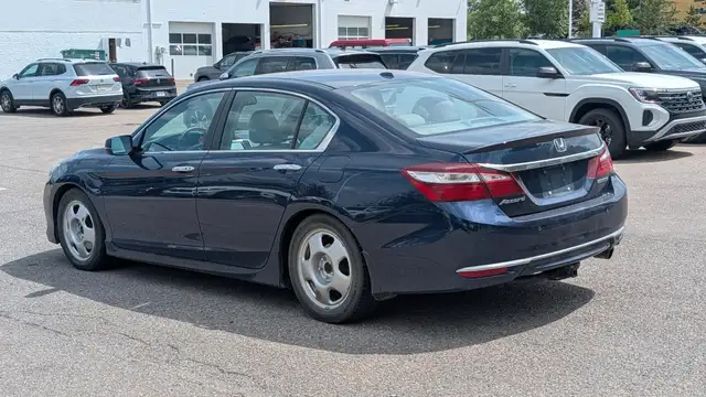 2017 Honda Accord Touring W/HONDA SENSING62935646847233123