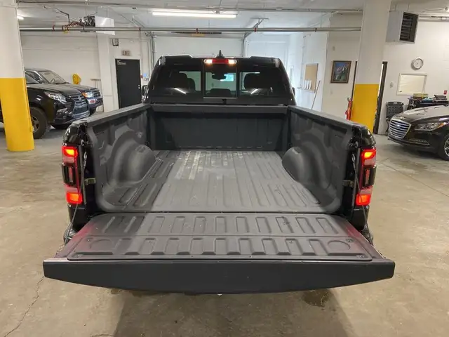 2019 Ram 1500 Rebel 4x4 Quad Cab 6'4 Box dans Autos et camions dans Calgary - Image 14