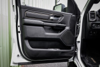 This 2023 Ram 1500 is for sale today. This Crew Cab 4X4 pickup has 55,396 kms. It's white in colour... (image 8)