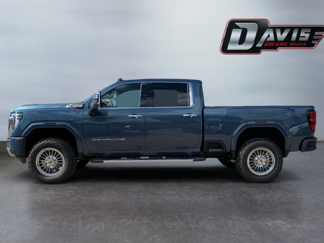 2025 GMC Sierra 3500HD in Cars & Trucks in Hamilton - Image 2