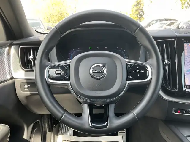2022 Volvo XC60 B6 R-Design AWD - BOWERS & WILKINS! NAV! 360 CAM dans Autos et camions dans Kitchener / Waterloo - Image 21