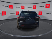 Hybrid, Sport Suspension, Sunroof, Heated Seats, Apple CarPlay! With rugged capability and a sporty... (image 6)