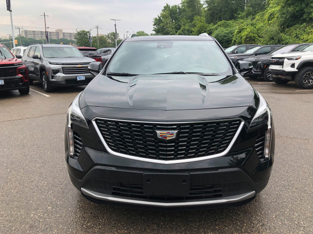 2022 Cadillac XT4 AWD Premium Luxury in Cars & Trucks in London - Image 2