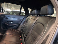 **MONTH-END SPECIAL!** FEATURING : 4MATIC AWD, DUAL SUNROOF, BLACK WOOD, AMBIENT LIGHTING, MULTI DRI... (image 7)