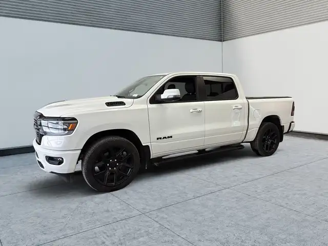 2023 Ram 1500 Sport Crew Cab 5.7 22 POUCES NIGHT EDITION LEVEL 2 in Cars & Trucks in Laval / North Shore - Image 4