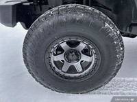 KBB.com 10 Most Awarded Brands. This Jeep Wrangler JK boasts a Regular Unleaded V-6 3.6 L/220 engine... (image 9)