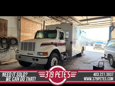 1999 international 4x2 slick line unit for sale , includes : tools and line all in good turnkey shap...