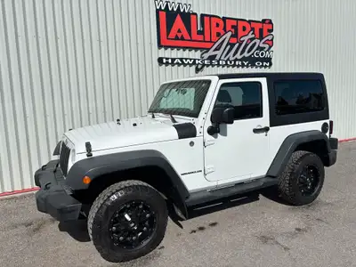 JEEP WRANGLER SPORT / AUTOMATIQUE / TOIT DURE / JEEP TRES PROPRE / ANTIROUILLE / JAMAIS ACCIDENTE /...