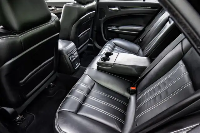 2022 Chrysler 300 S • SUNROOF • NAV • HEATED LEATHER • PREM. AUD in Cars & Trucks in Kingston - Image 35