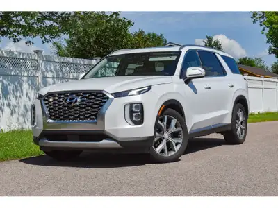 Pre-Owned. Visit us today at Hyundai Pembroke and check out this 2020 Hyundai Palisade Preferred, St...