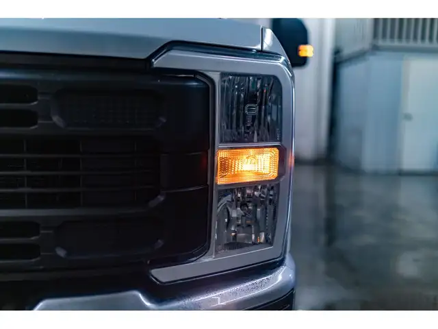2023 Ford F-350 4x4 Crew Cab XL FX4 BCam in Cars & Trucks in Grande Prairie - Image 7