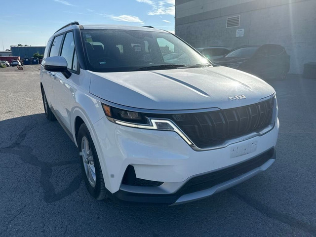 2024 Kia Carnival Plus in Cars & Trucks in Barrie