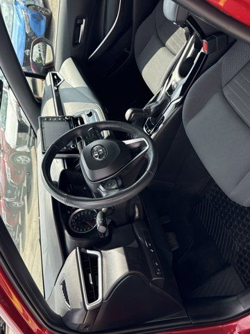 2021 Toyota Corolla SE Upgrade | Sunroof | Adaptive Cruise in Cars & Trucks in Guelph - Image 3
