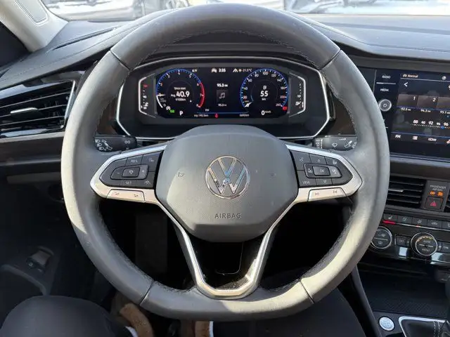 2024 Volkswagen Jetta Highline | VW Corporate Demo | Clean in Cars & Trucks in Calgary - Image 17